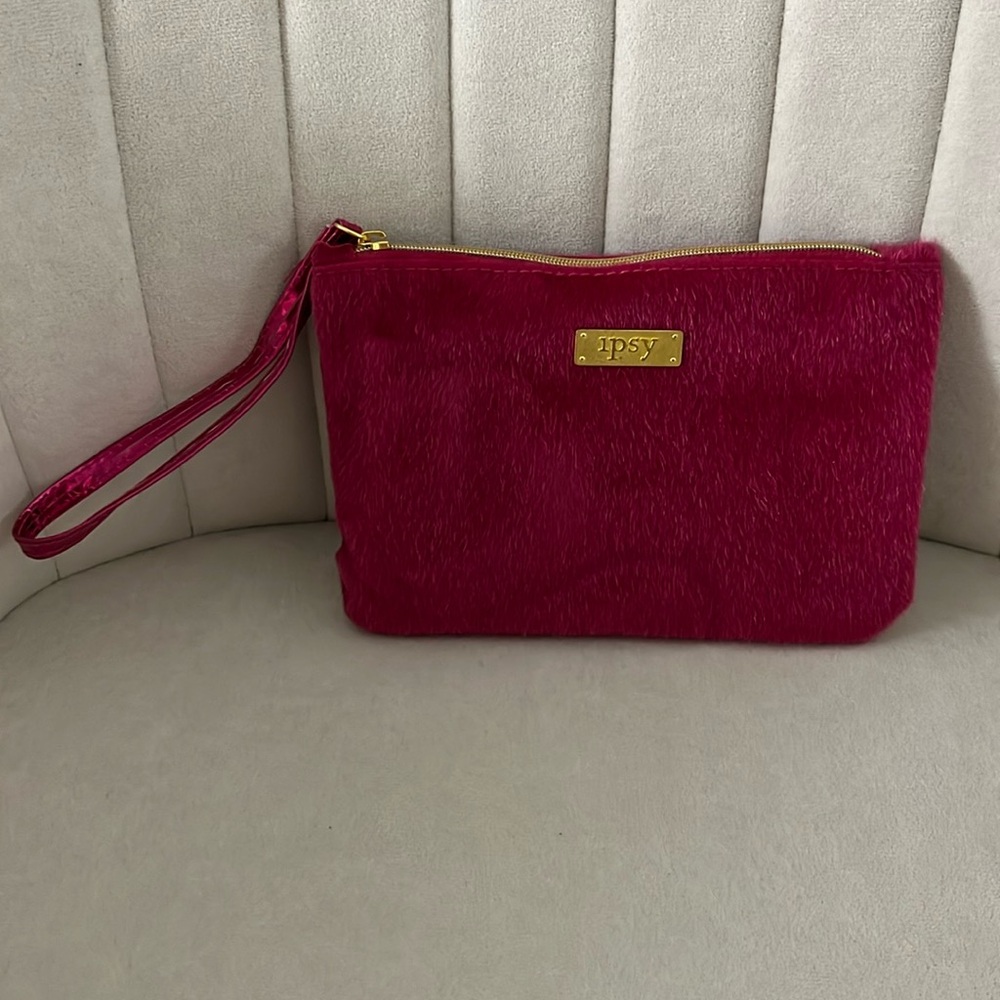 Pink Ipsy Wristlet